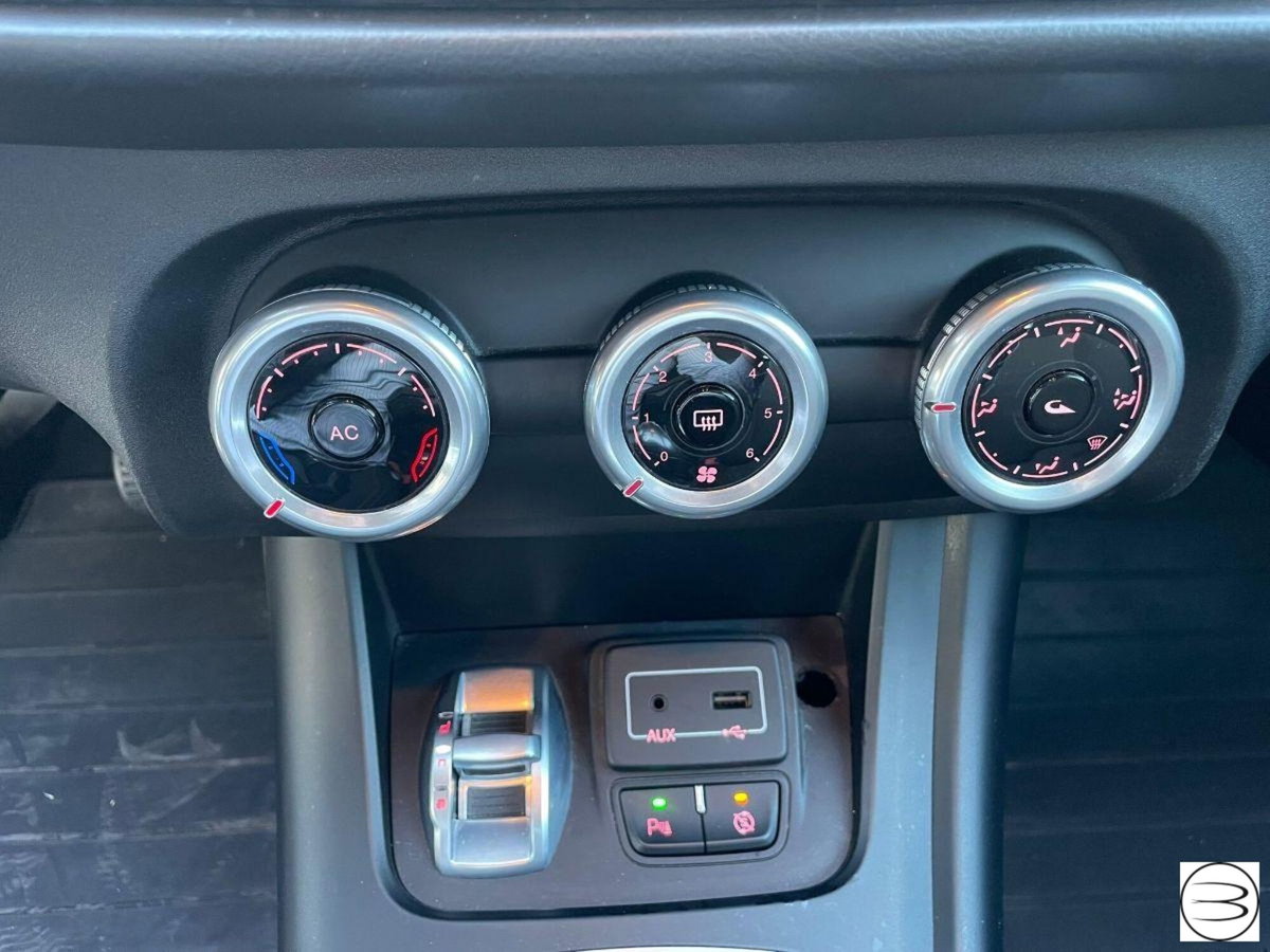 Alfa Romeo Giulietta 1.6 JTDm Super 120cv (12)