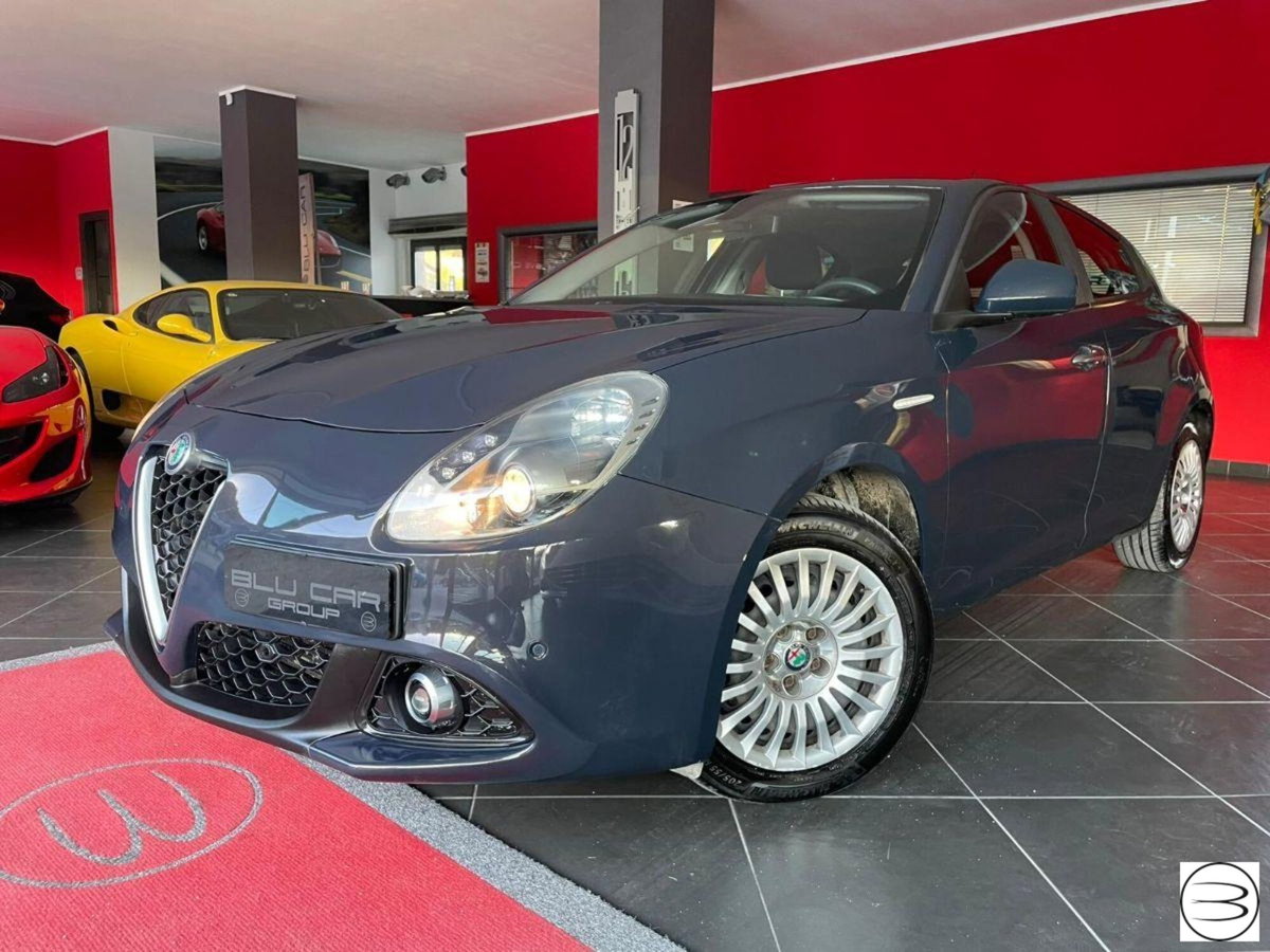 Alfa Romeo Giulietta 1.6 JTDm Super 120cv (2)