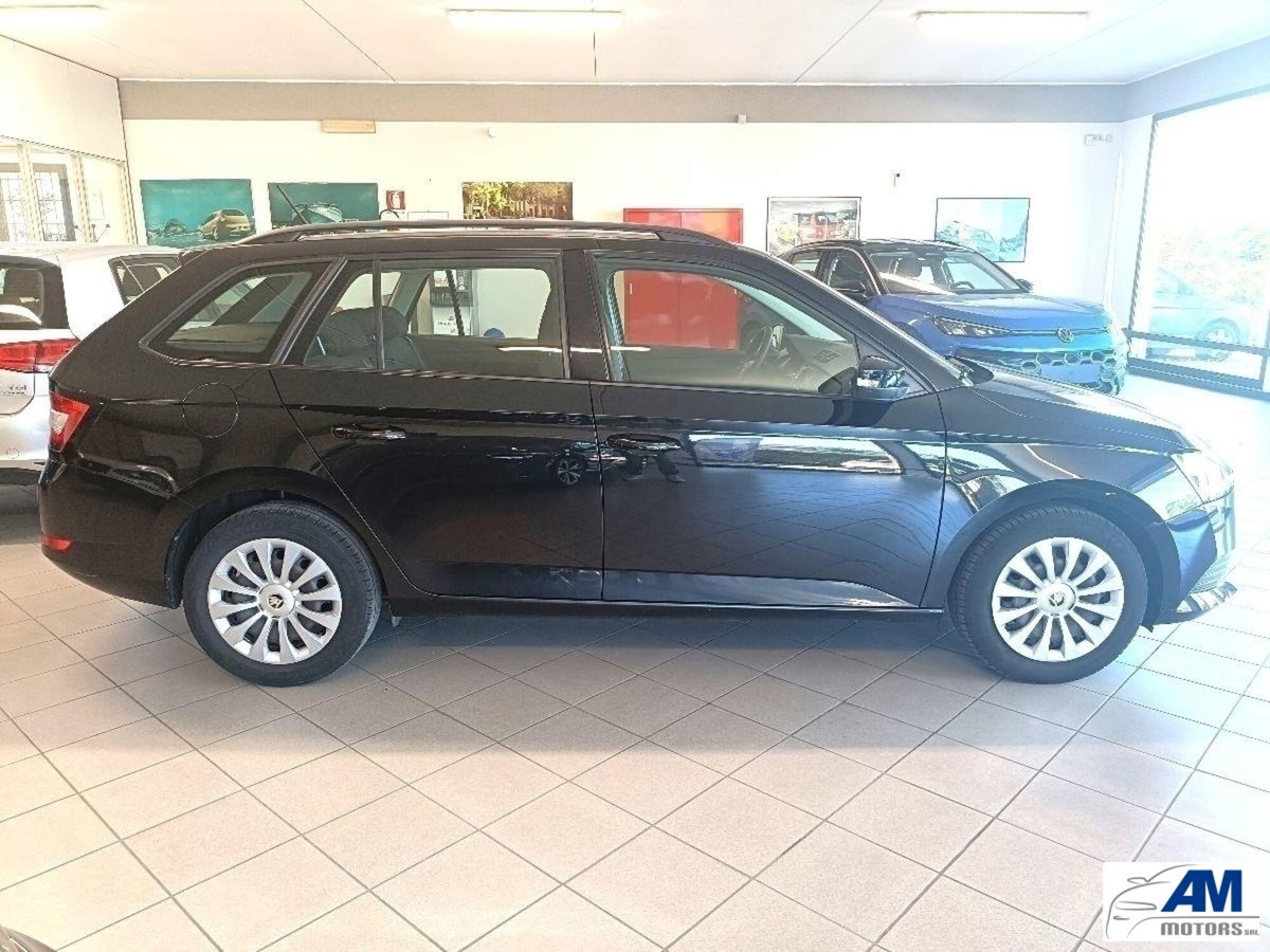 Skoda Fabia Station Wagon 1.0 TSI Wagon Business (4)