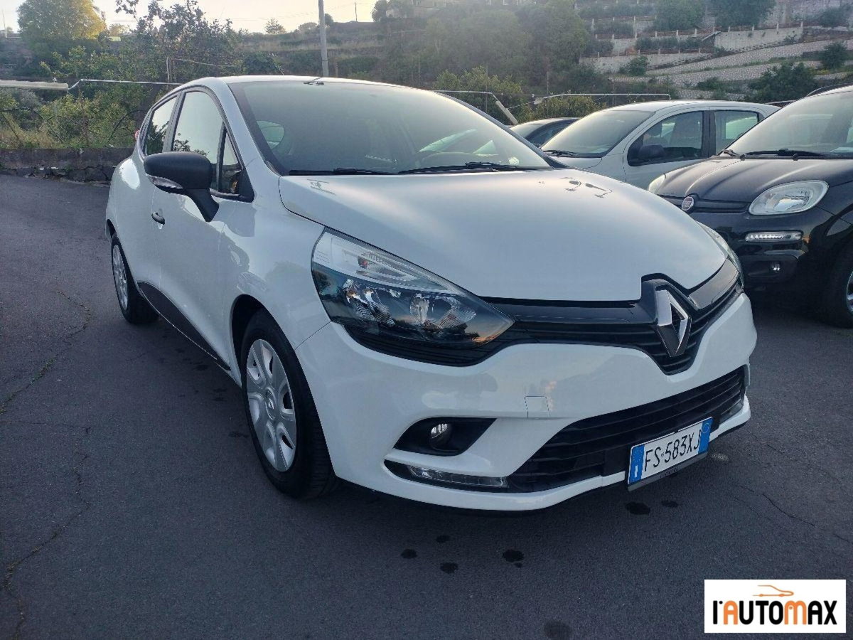 Renault Clio SporTour 1.5 dCi 75CV SporTour Dynamique Autocarro (3)