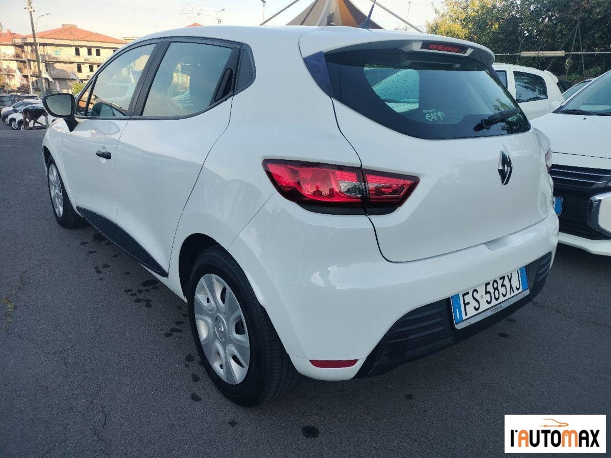 Renault Clio SporTour 1.5 dCi 75CV SporTour Dynamique Autocarro (6)