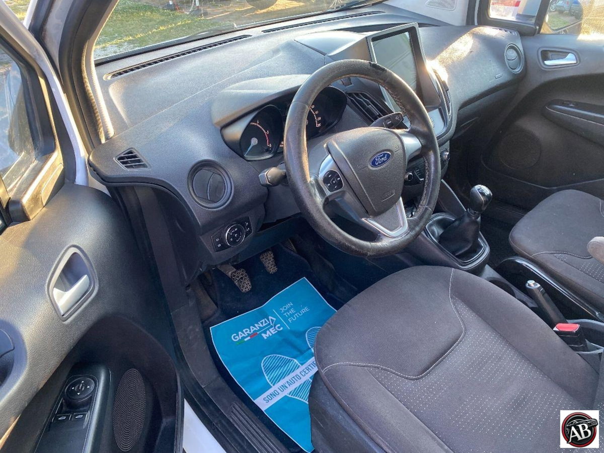 Ford Transit Courier 1.5 TDCi 75CV  Trend (13)