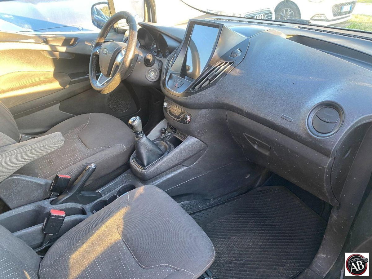 Ford Transit Courier 1.5 TDCi 75CV  Trend (16)