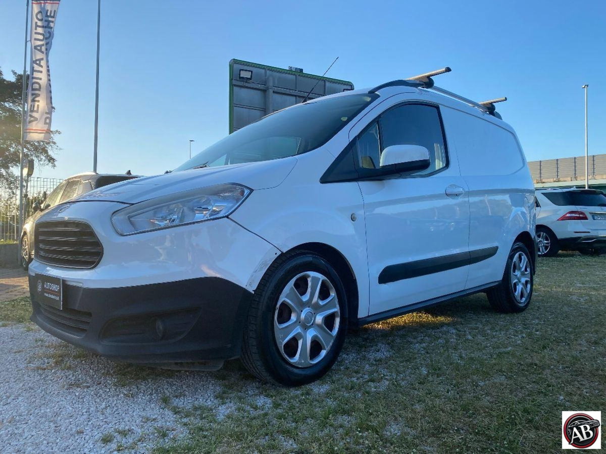 Ford Transit Courier 1.5 TDCi 75CV  Trend (2)