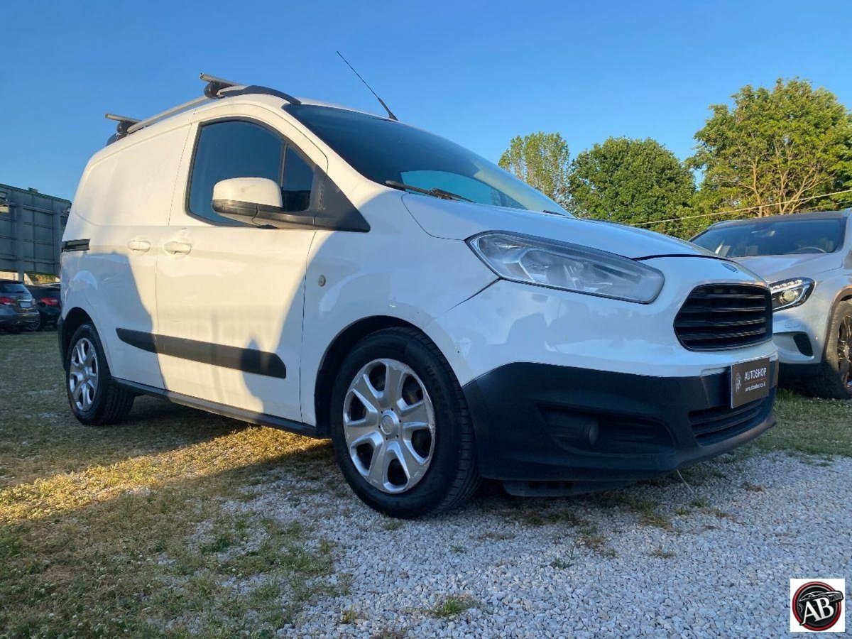 Ford Transit Courier 1.5 TDCi 75CV  Trend (5)