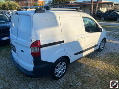 Ford Transit Courier 1.5 TDCi 75CV  Trend (6)
