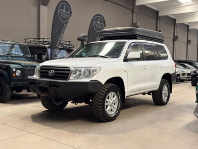 Toyota Land Cruiser V8 V8 4.5 D4-D 7 posti usata