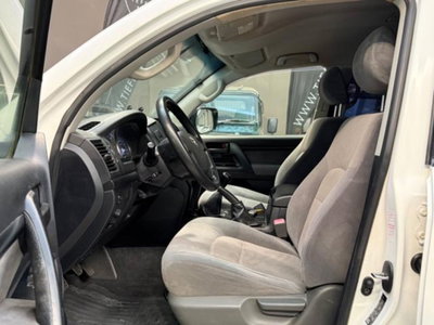 Toyota Land Cruiser V8 V8 4.5 D4-D 7 posti (8)