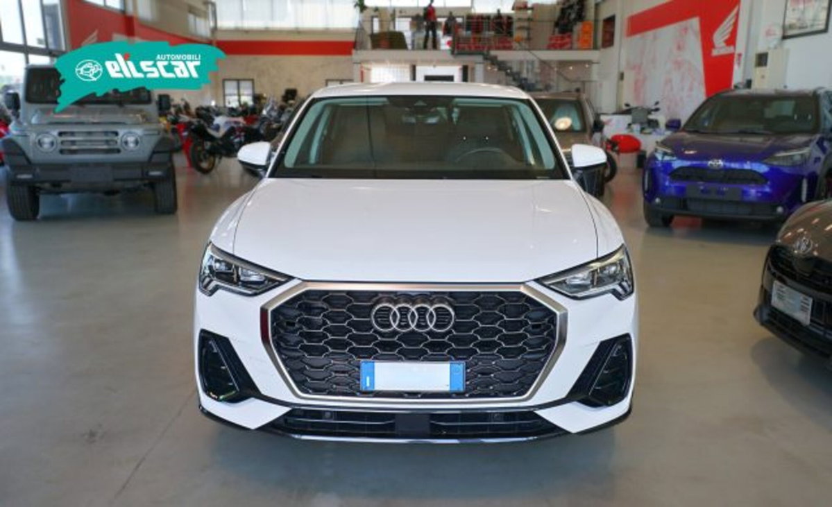 Audi Q3 2.0 tdi Business Advanced 150cv s-tronic (3)