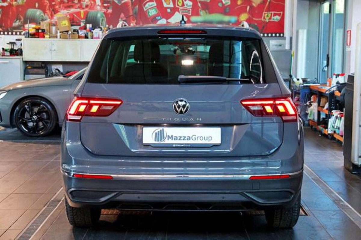 Volkswagen Tiguan 2.0 TDI 150 CV SCR DSG 4MOTION Life (4)