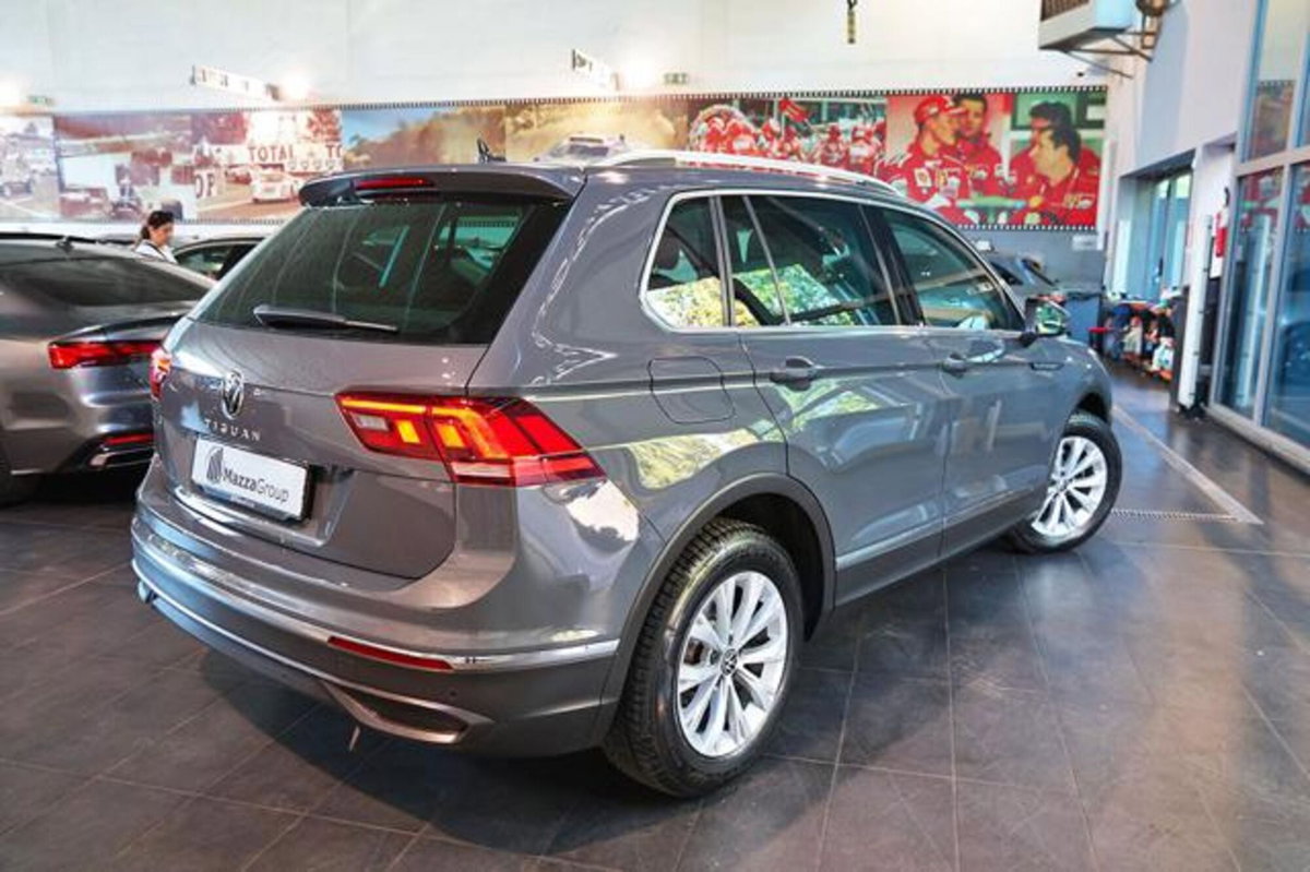 Volkswagen Tiguan 2.0 TDI 150 CV SCR DSG 4MOTION Life (9)