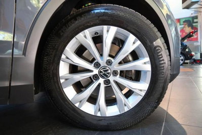 Volkswagen Tiguan 2.0 TDI SCR Life (6)