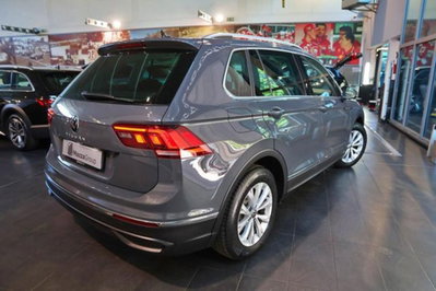 Volkswagen Tiguan 2.0 TDI SCR Life (9)