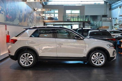Volkswagen T-Roc 2.0 tdi Style 4motion 150cv dsg (2)