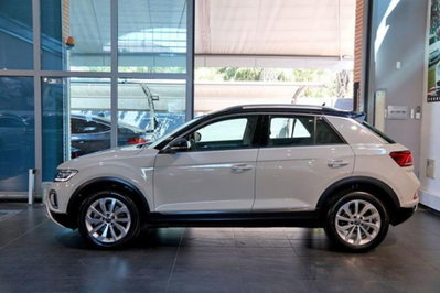 Volkswagen T-Roc 2.0 tdi Style 4motion 150cv dsg (3)