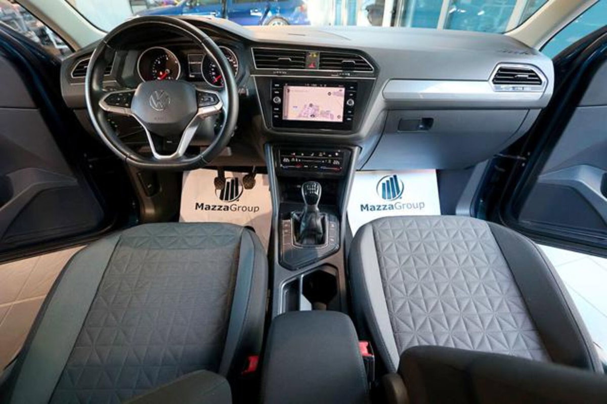 Volkswagen Tiguan 2.0 TDI SCR Life (14)