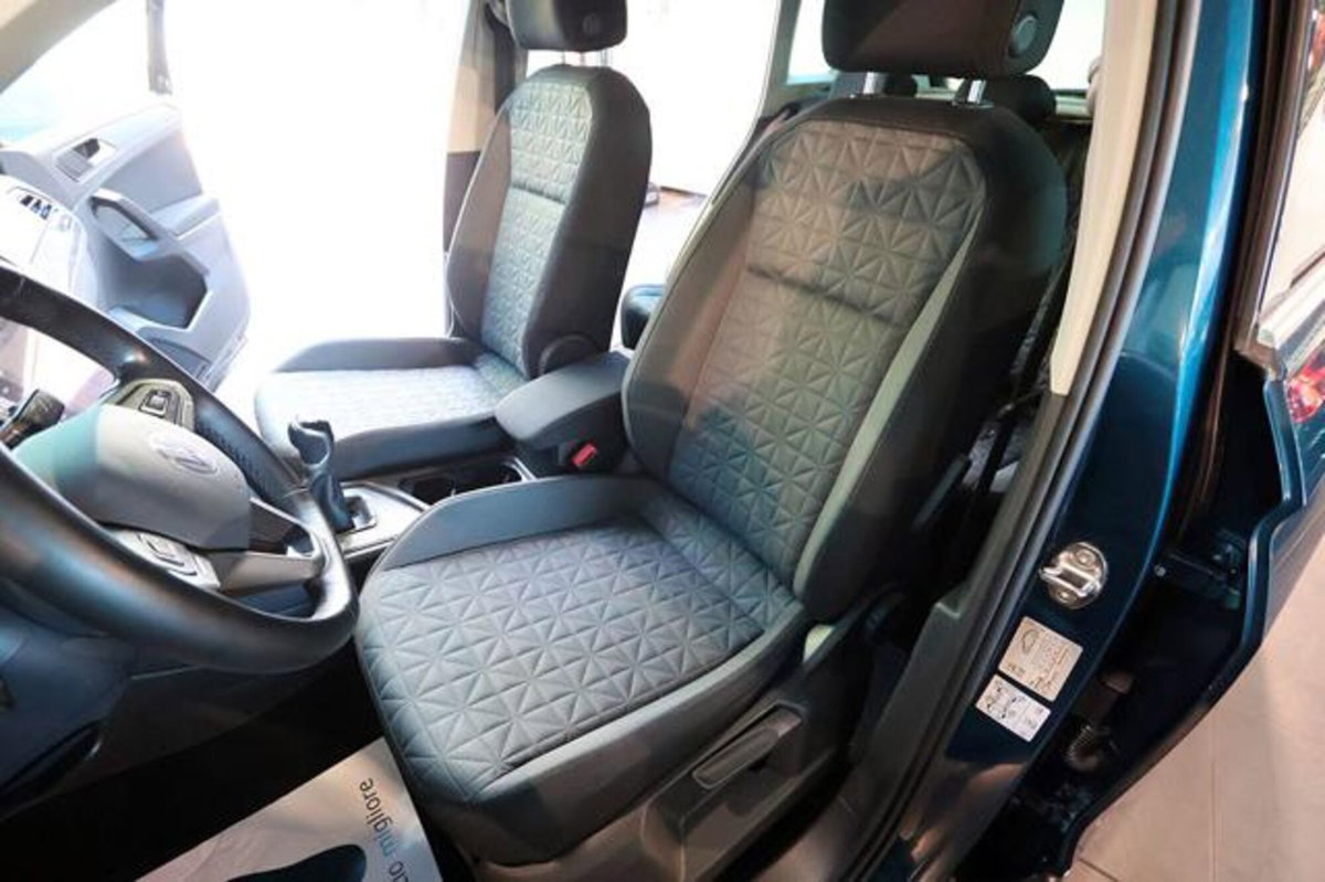 Volkswagen Tiguan 2.0 TDI SCR Life (17)