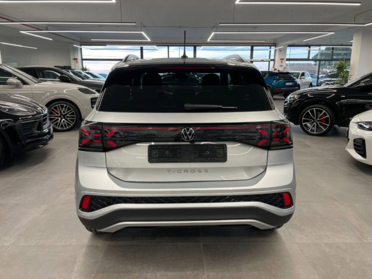 Volkswagen T-Cross 1.0 tsi R-Line 115cv (13)