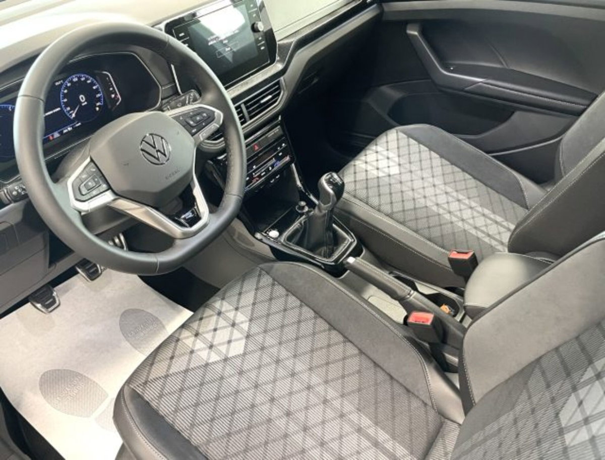 Volkswagen T-Cross 1.0 tsi R-Line 115cv (4)