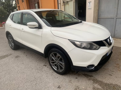 Nissan Qashqai 1.5 dCi DPF Acenta (4)