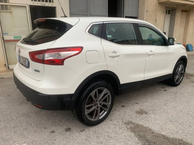 Nissan Qashqai 1.5 dCi DPF Acenta (5)