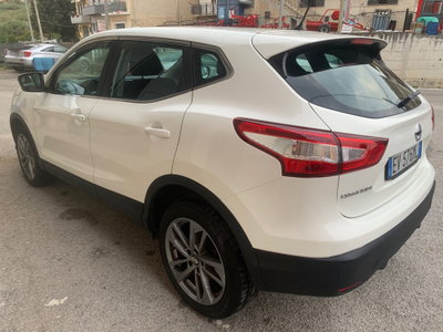Nissan Qashqai 1.5 dCi DPF Acenta (7)
