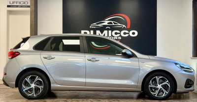 Hyundai i30 Fastback 1.0 T-GDI iMT 48V Prime (4)