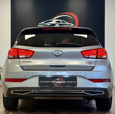 Hyundai i30 Fastback 1.0 T-GDI iMT 48V Prime (6)