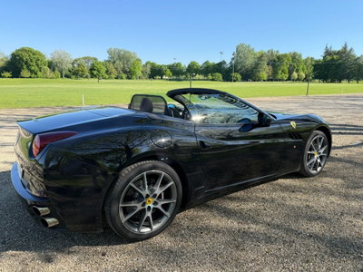 Ferrari California Spider California DCT (17)