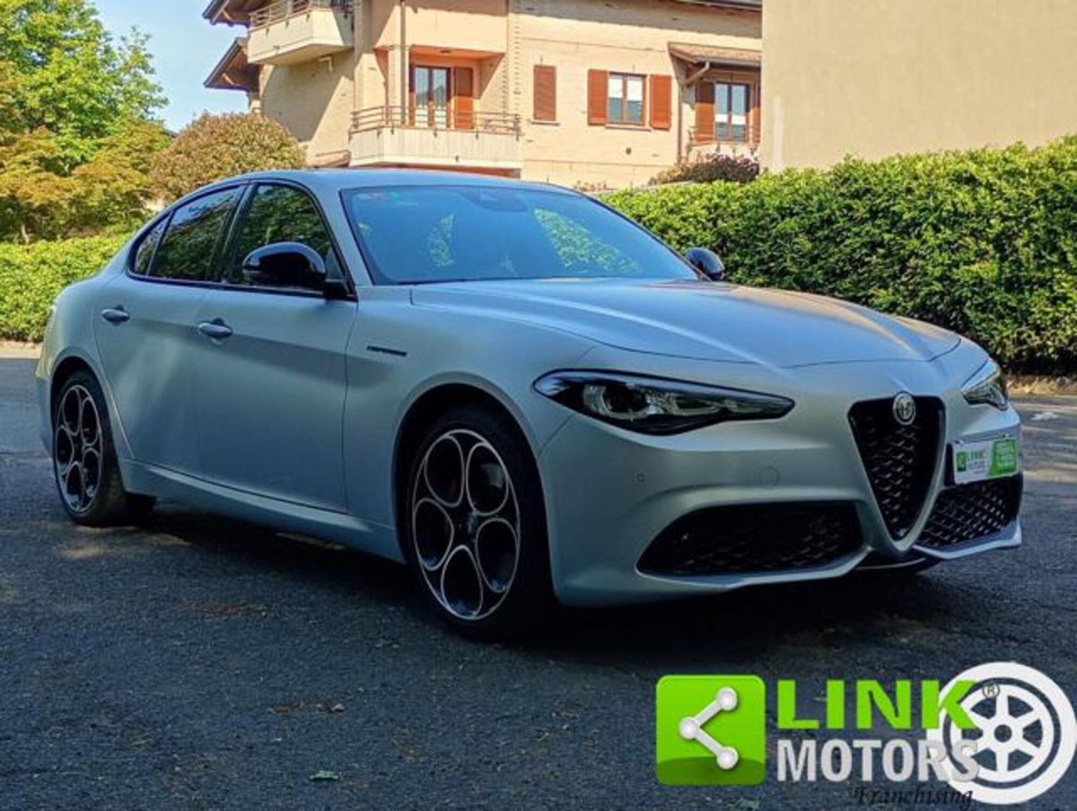 Alfa Romeo Giulia 2.0 Turbo 280 CV AT8 AWD Q4 Estrema