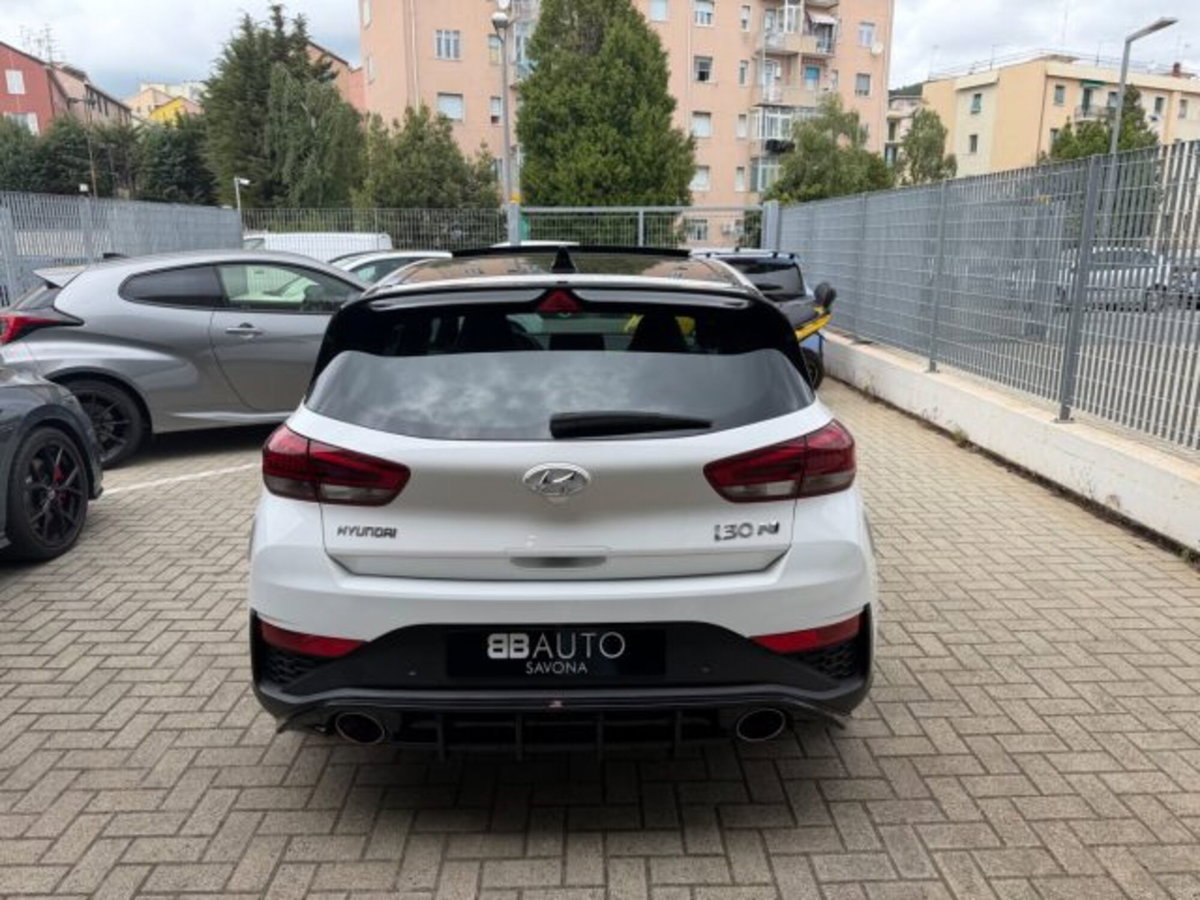 Hyundai i30 2.0 T-GDI 280 CV 5 porte DCT N Performance (8)