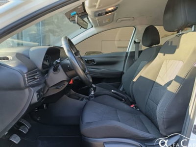 Hyundai Bayon 1.0 t-gdi 48V Xline imt (8)