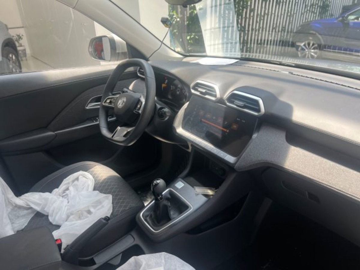 Mg ZS ZS 1.5 Luxury (16)
