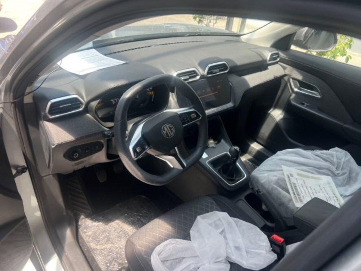 Mg ZS ZS 1.5 Luxury (18)