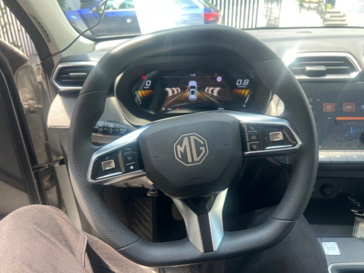 Mg ZS ZS 1.5 Luxury (20)