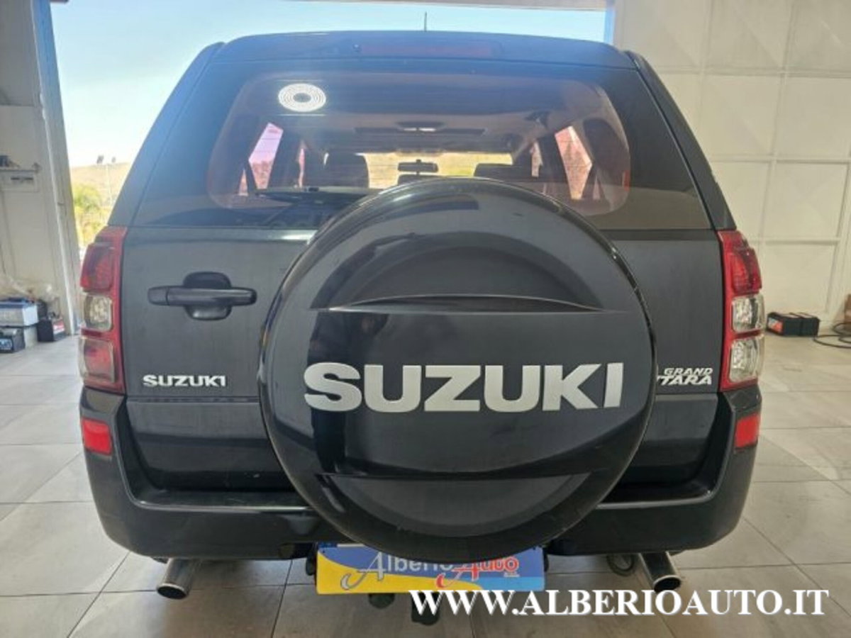 Suzuki Grand Vitara 1.9 DDiS 5 porte Executive (5)