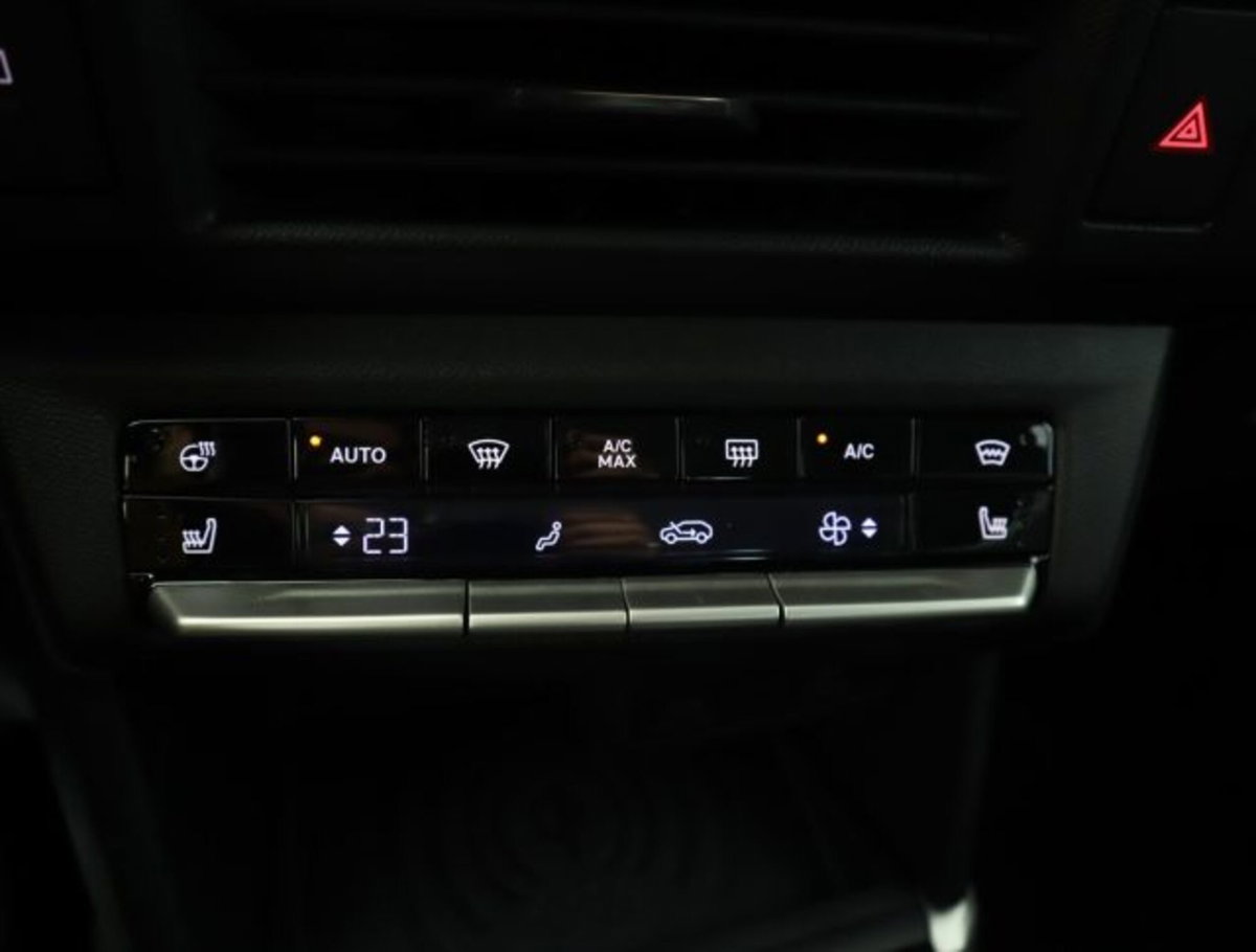 Opel Frontera 1.2 hybrid GS 110cv edct 7p.ti (19)