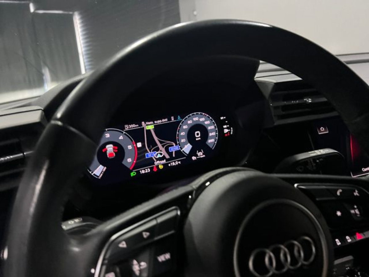Audi A3 Sportback 30 TDI Business (9)