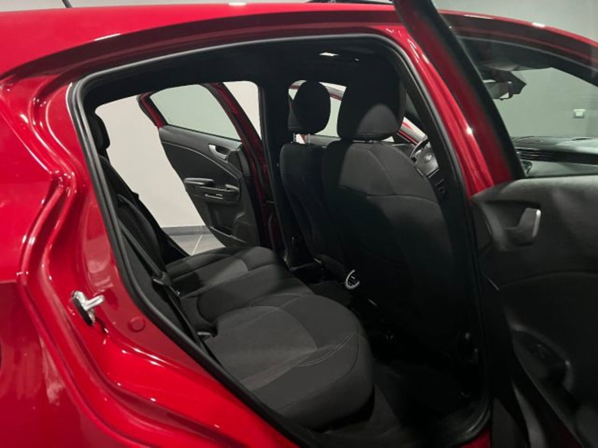 Alfa Romeo Giulietta 1.6 JTDm Super 120cv (9)