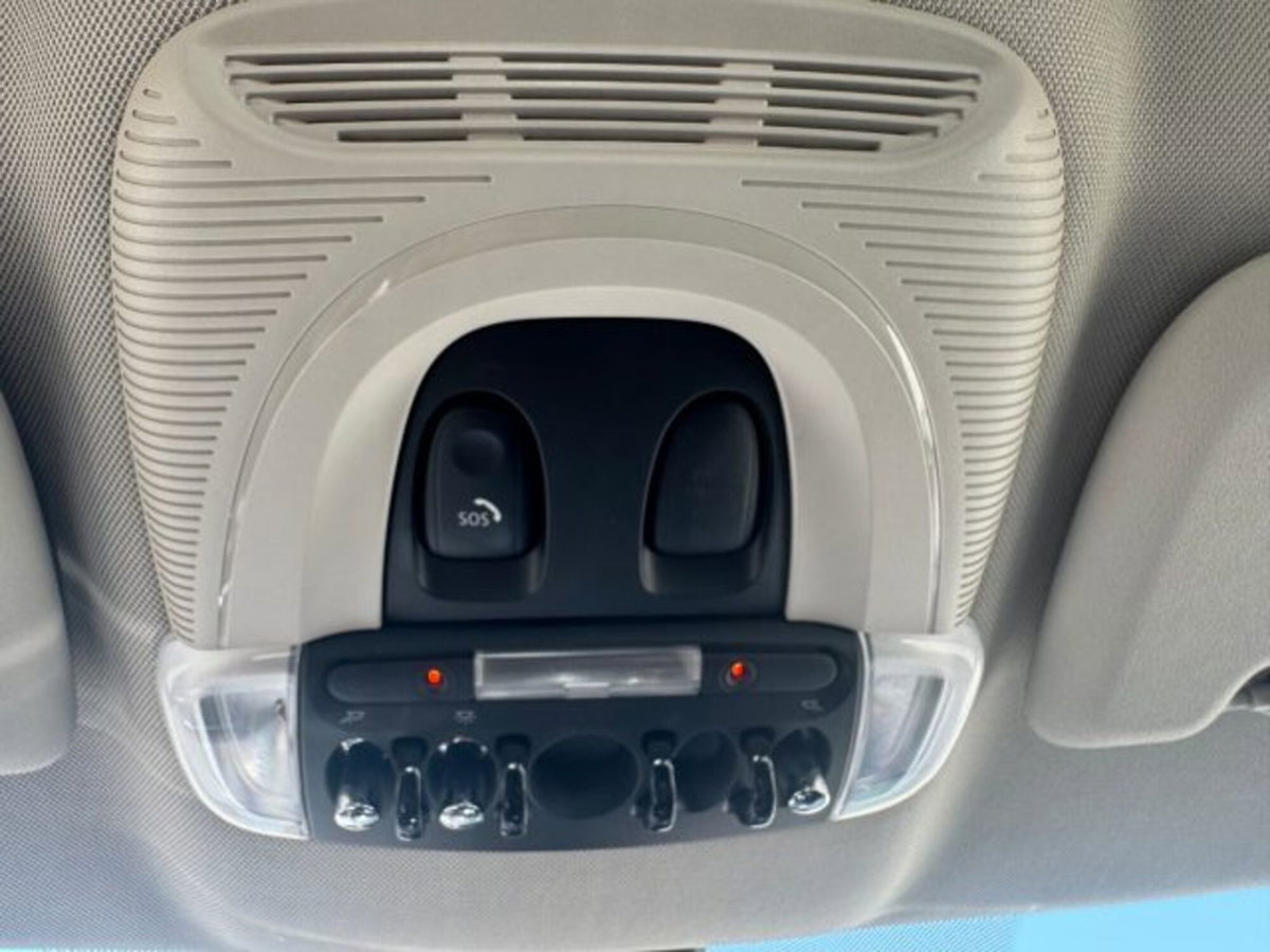 MINI Mini Countryman 2.0 Cooper D Business Countryman ALL4 Automatica (16)