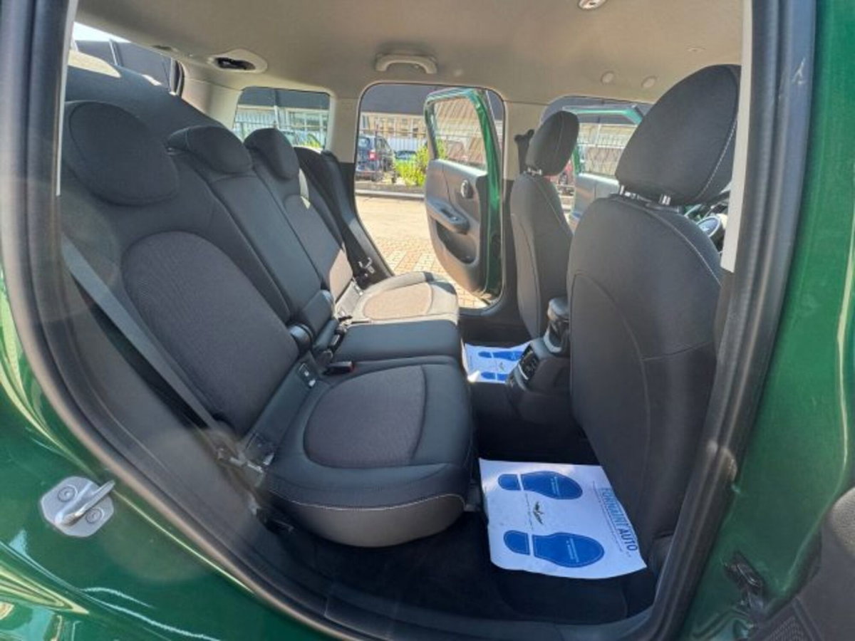 MINI Mini Countryman 2.0 Cooper D Business Countryman ALL4 Automatica (20)