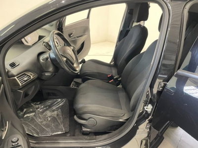 Lancia Ypsilon 1.2 69 CV 5 porte Gold (6)