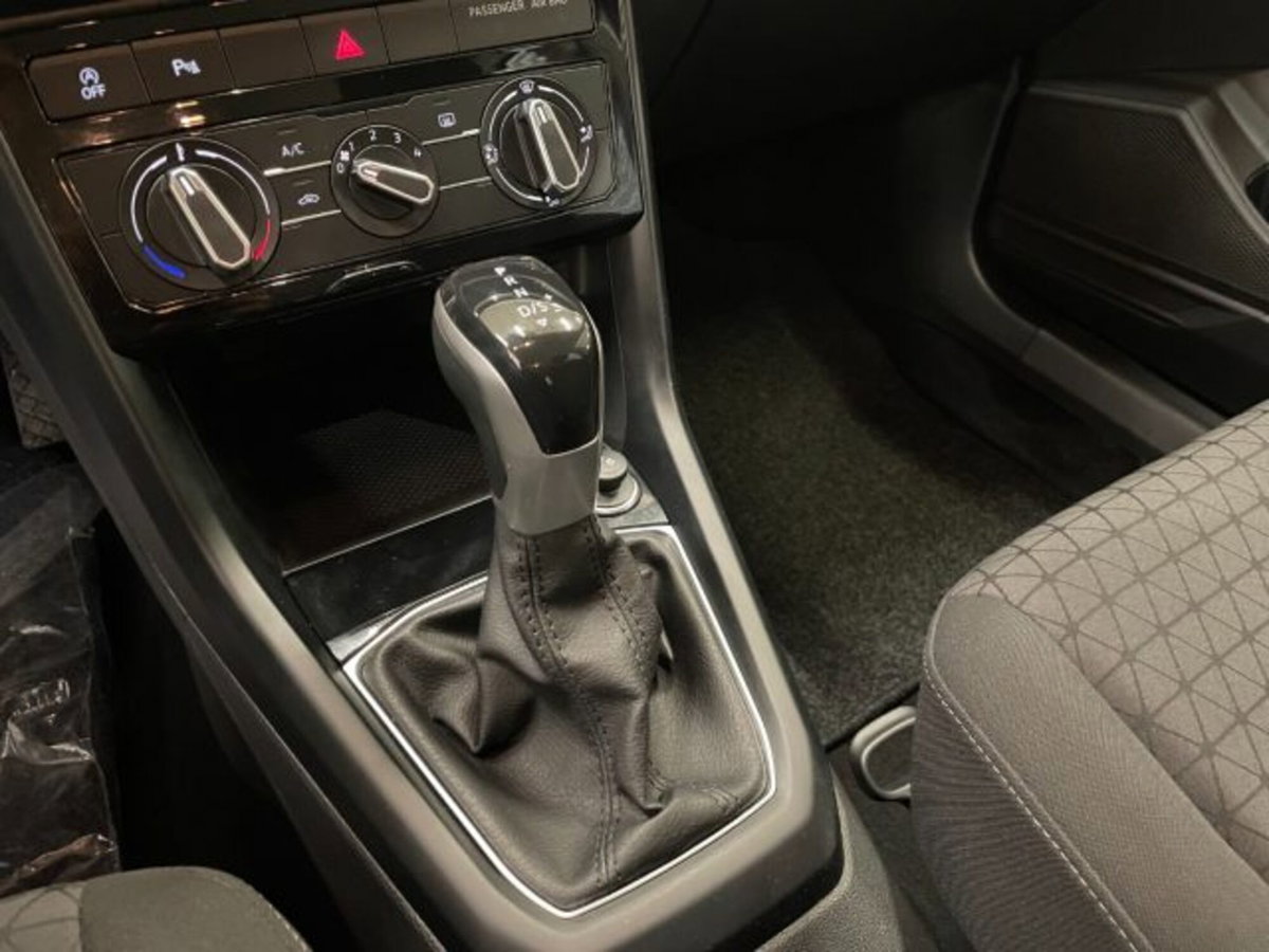 Volkswagen T-Cross 1.0 TSI 110 CV DSG Style (8)