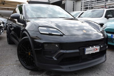 Porsche Macan 4 (2)