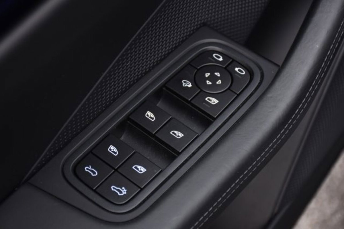 Porsche Macan 4 (20)