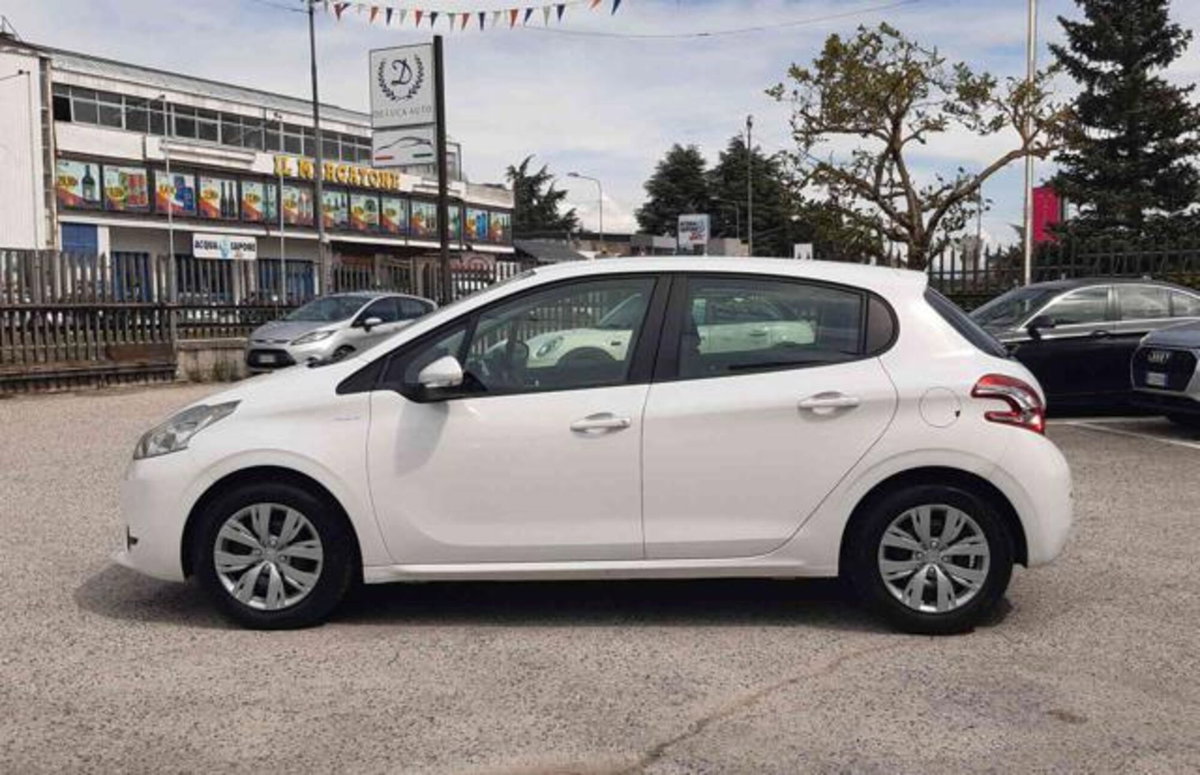 Peugeot 208 HDi 68 CV 5 porte Active (11)