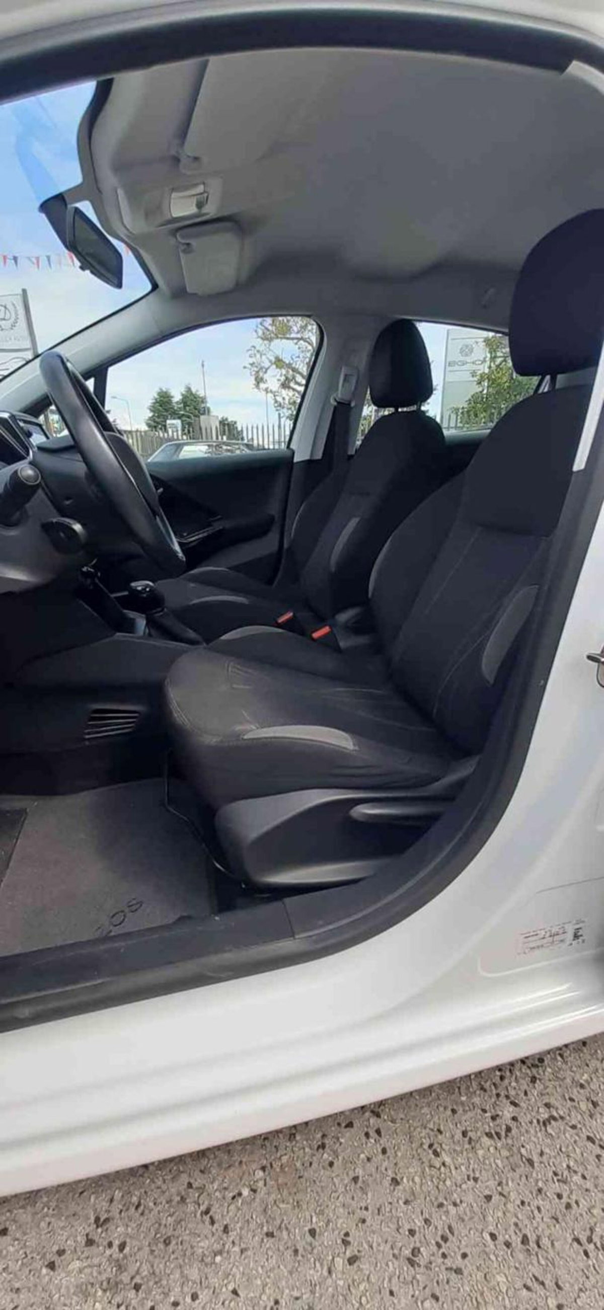Peugeot 208 HDi 68 CV 5 porte Active (14)