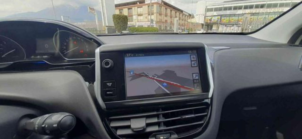 Peugeot 208 HDi 68 CV 5 porte Active (20)