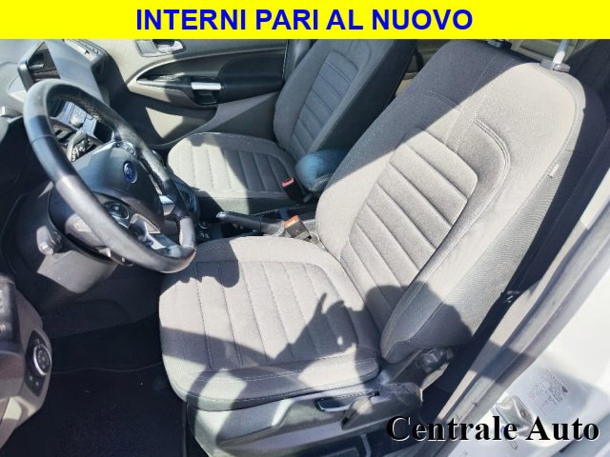 Ford Tourneo Connect 1.5 TDCi 120 CV Powershift Titanium (10)