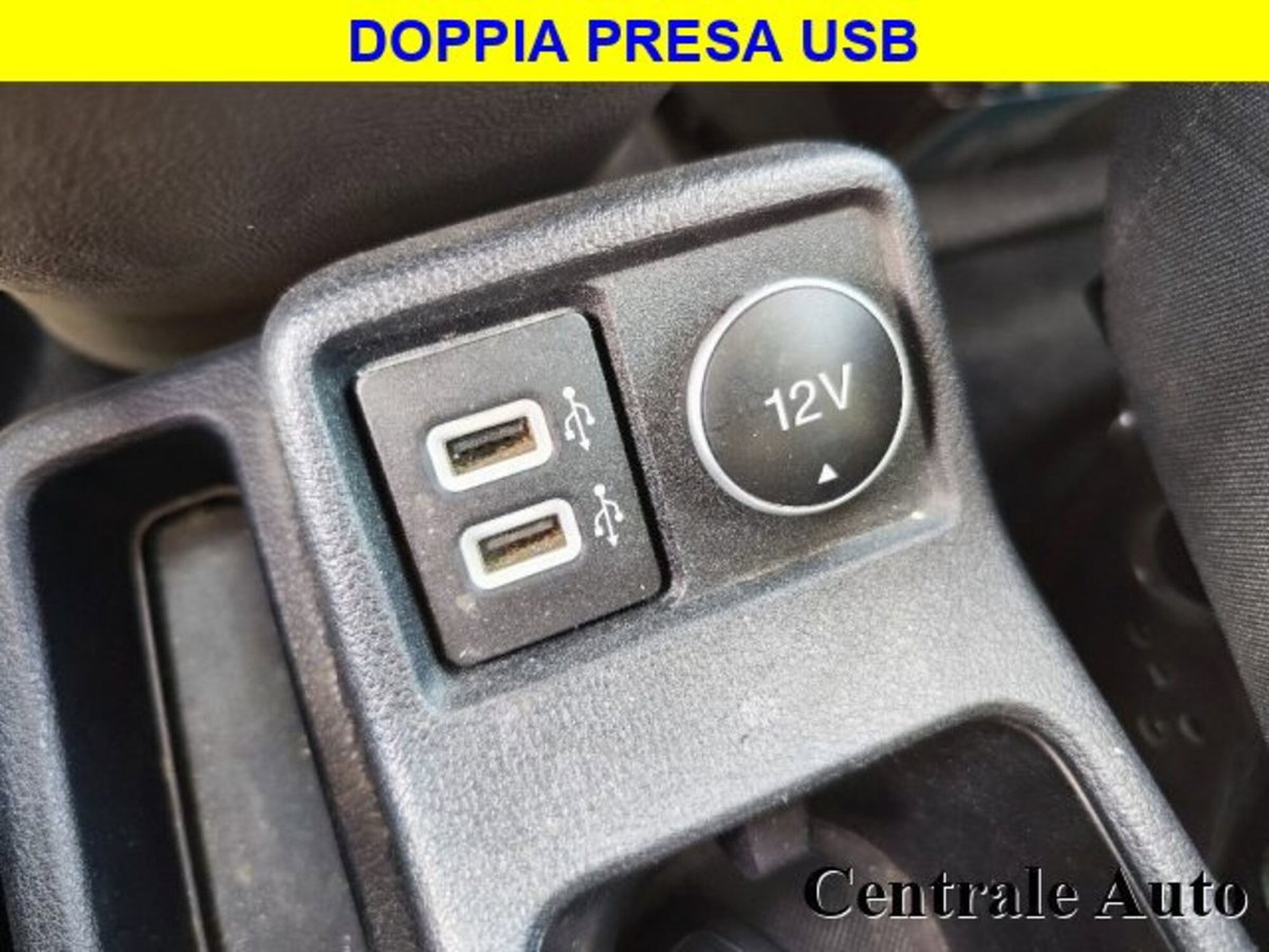 Ford Tourneo Connect 1.5 TDCi 120 CV Powershift Titanium (20)